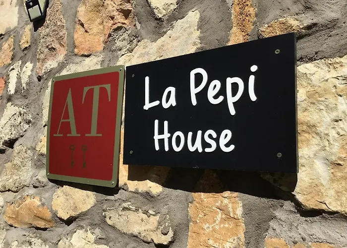 아파트 La Pepi House 2 *